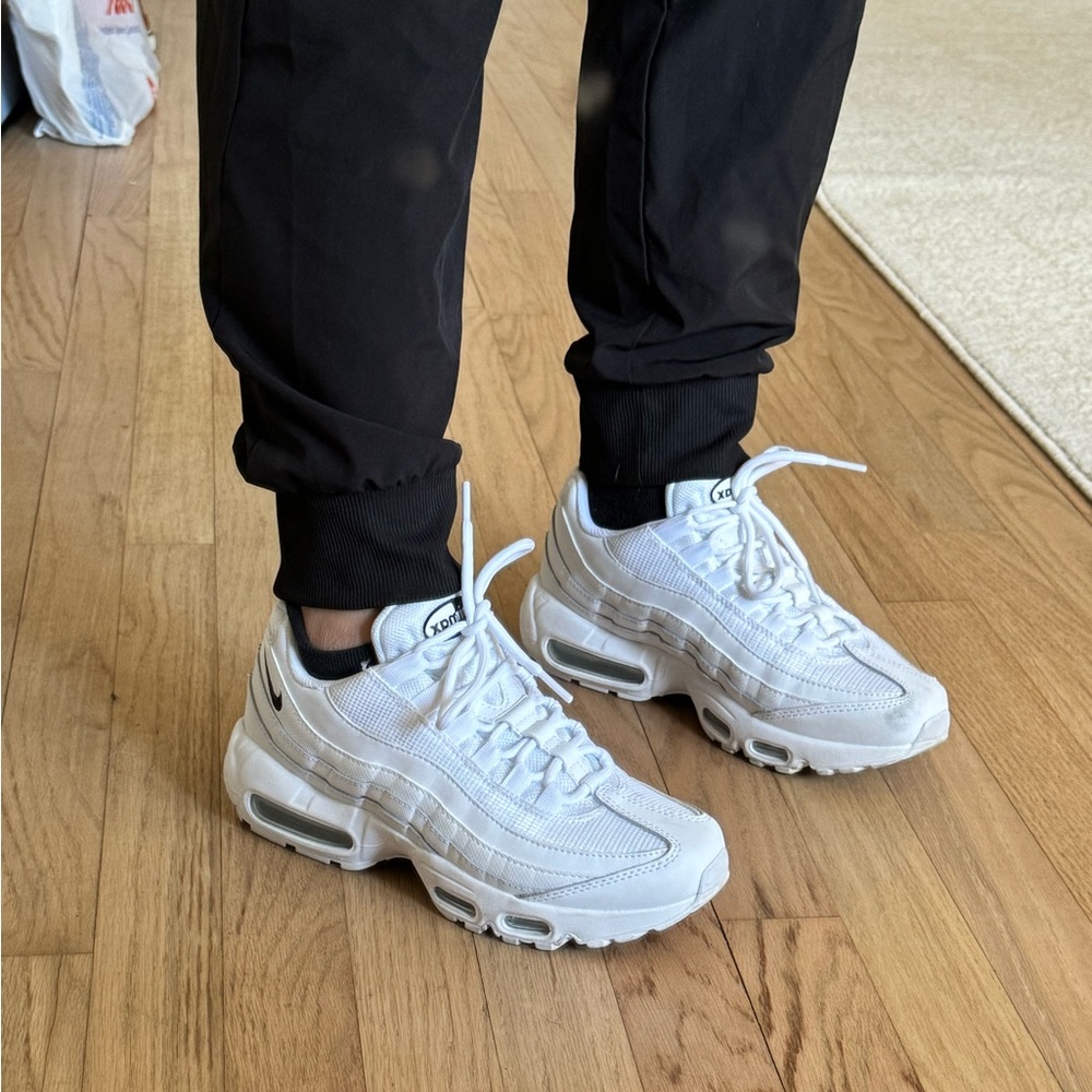 Nike air max 95 triple white in great condition. Only worn a few times.